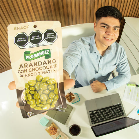 Arándano con Chocolate Blanco y Matcha